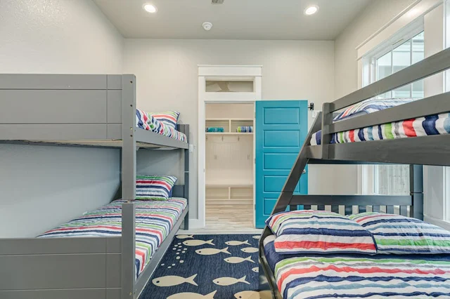 Bedroom 1 image 1