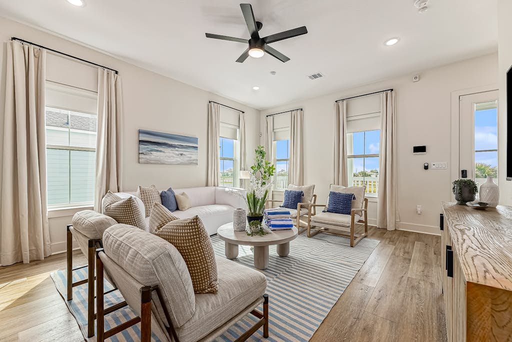 Home in Galveston property photo 2