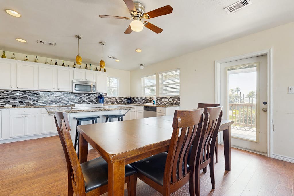 Home in Galveston property photo 5