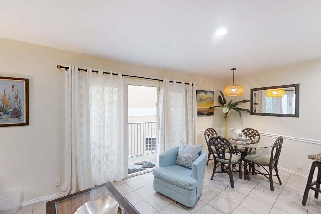 Condo in South Padre Island property photo 5