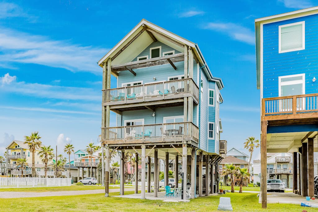 Home in Galveston property photo 3