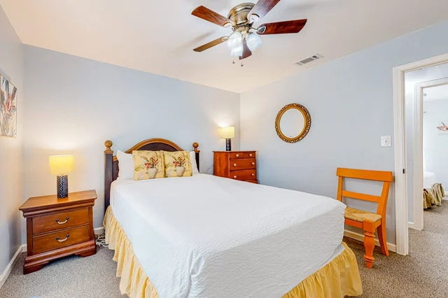 Bedroom 1 image 1