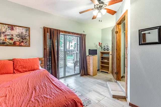 Bedroom 1 image 1