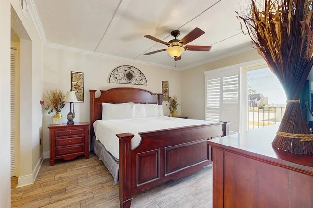 Bedroom 1 image 1