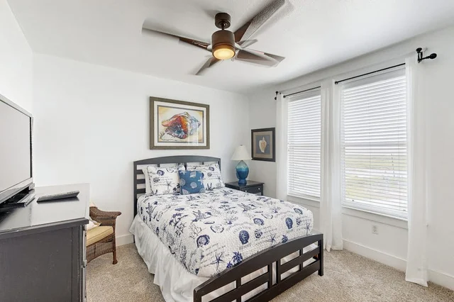 Bedroom 1 image 1