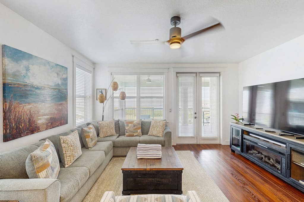 Home in Galveston property photo 1