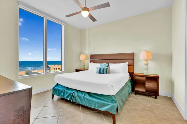 Bedroom 1 image 1