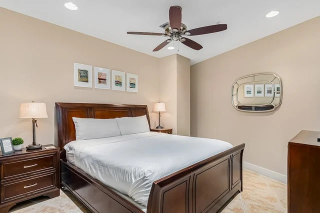 Bedroom 1 image 1