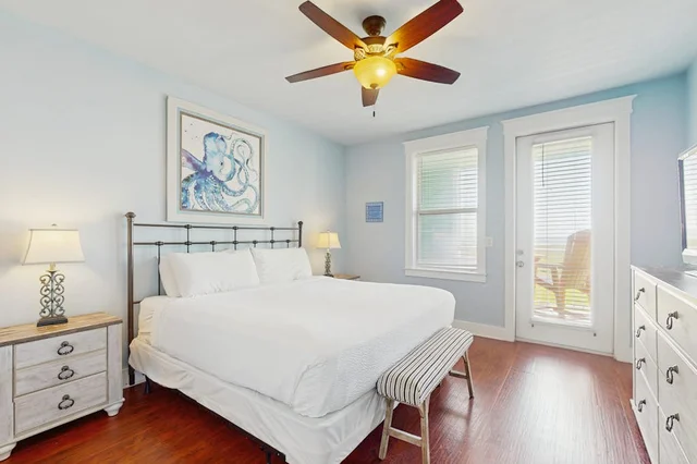 Bedroom 1 image 1