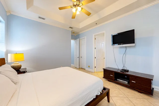 Bedroom 2 image 1