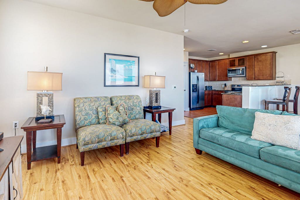 Condo in Galveston property photo 3