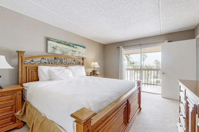 Bedroom 1 image 1