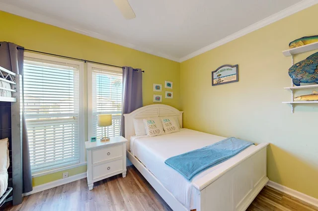 Bedroom 1 image 1