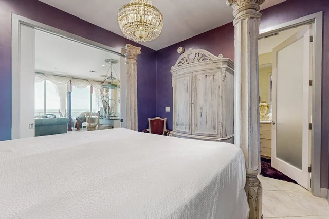 Bedroom 1 image 1
