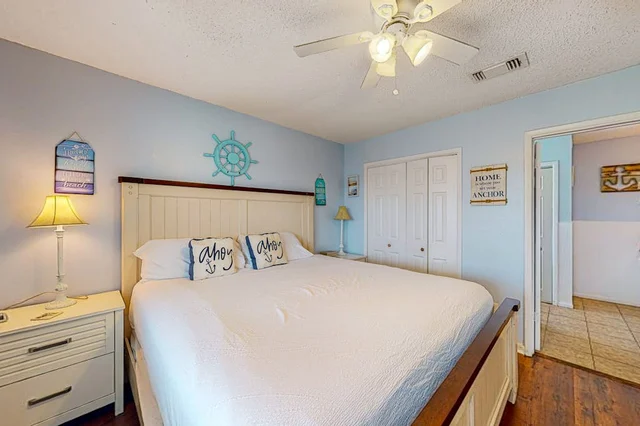 Bedroom 3 image 1