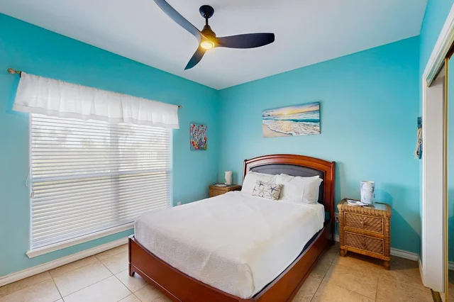 Bedroom 1 image 1
