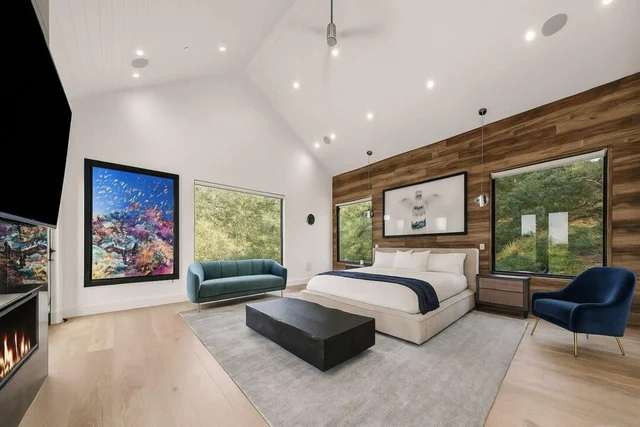Bedroom 1 image 1