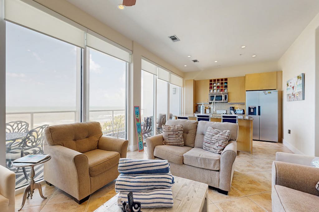 Condo in Galveston property photo 5