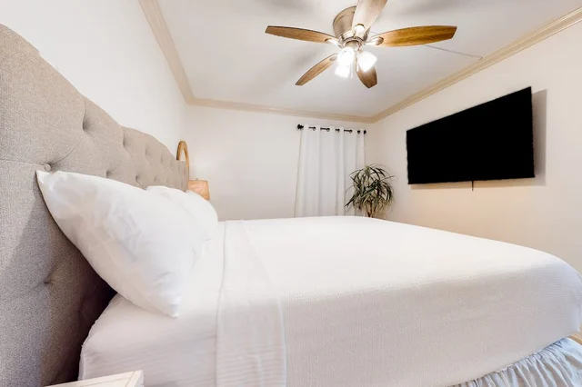 Bedroom image 1