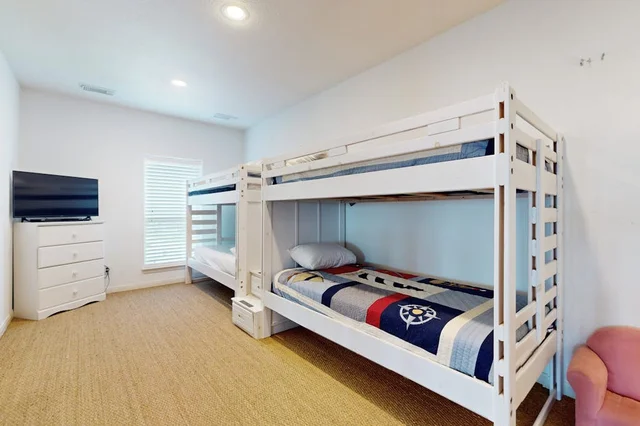 Bedroom image 1