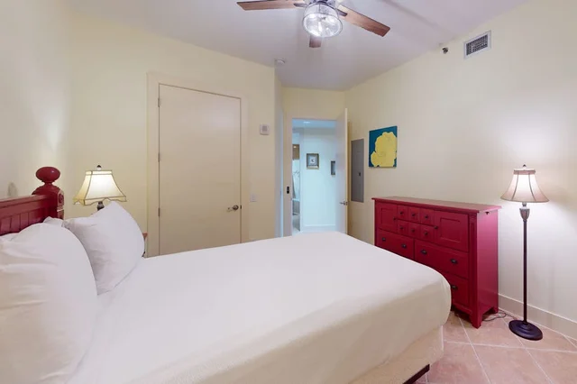 Bedroom image 1