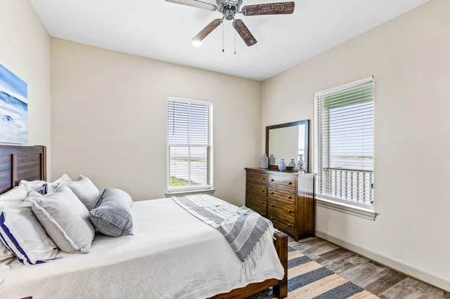 Bedroom image 1