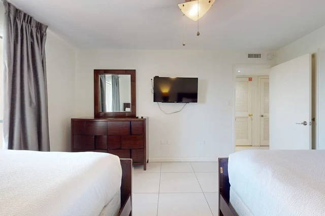 Bedroom image 1