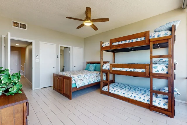 Bedroom image 1