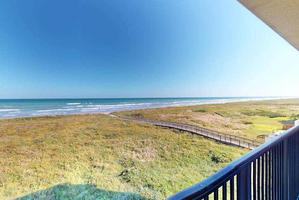 Seagull Condominiums #402 property photo 3