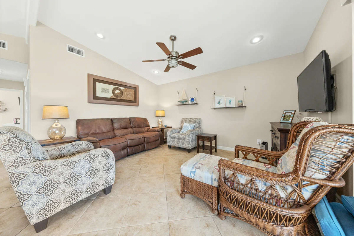 Home in Port Isabel property photo 4