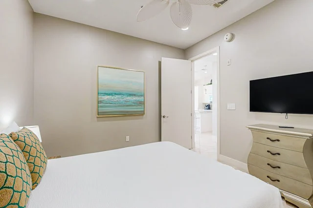 Bedroom image 1