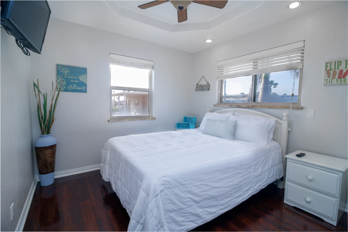 Bedroom image 1