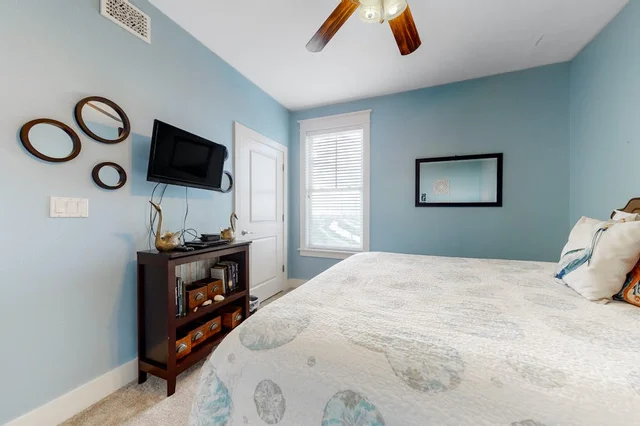 Bedroom image 1