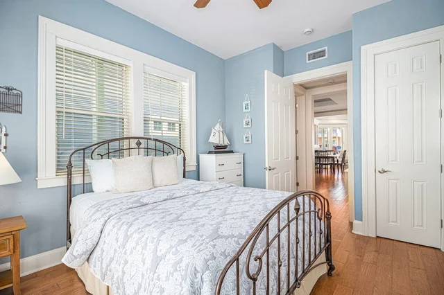Bedroom image 1