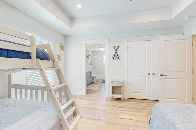 Bedroom image 1