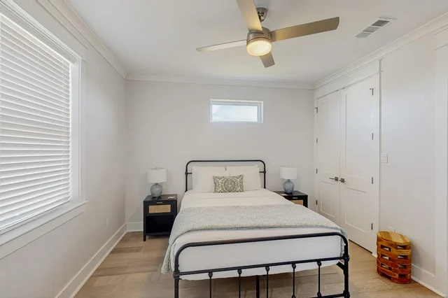 Bedroom image 1