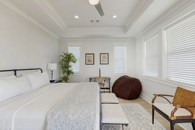 Bedroom image 1