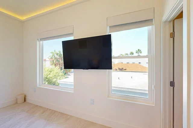 Bedroom image 1
