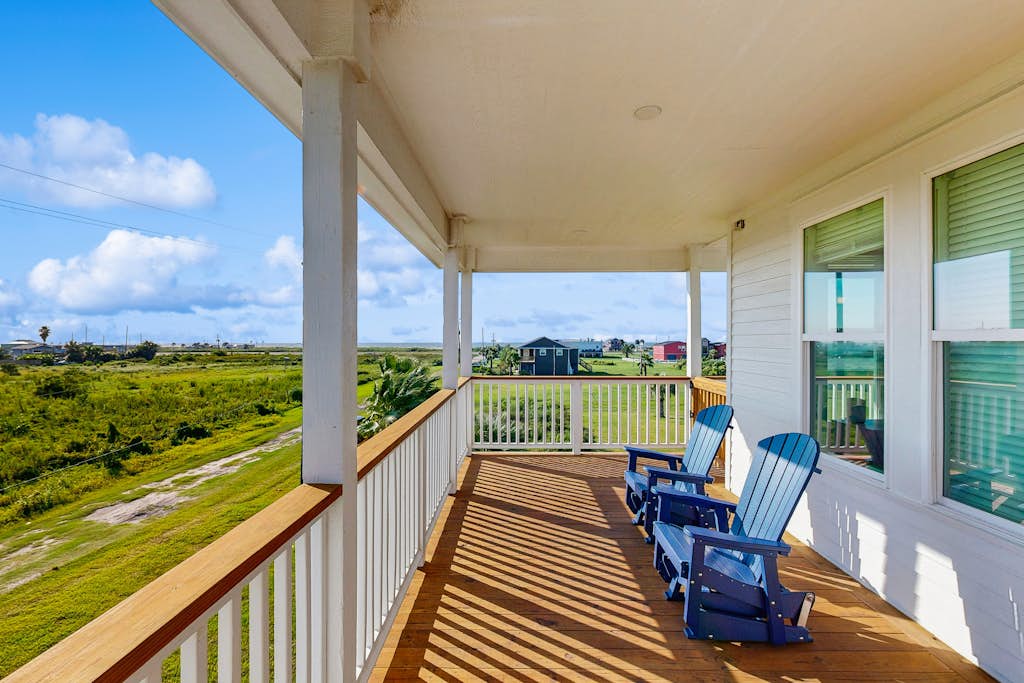 Wishing Star - Hot Tub, Gulf Views, Steps to Sand property photo 3