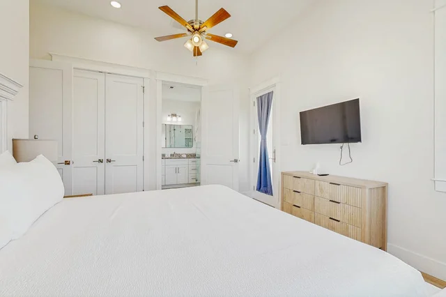 Bedroom image 1