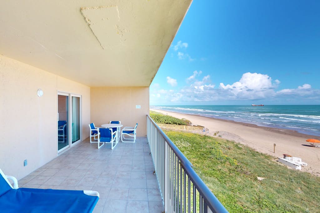 Condo in South Padre Island property photo 2