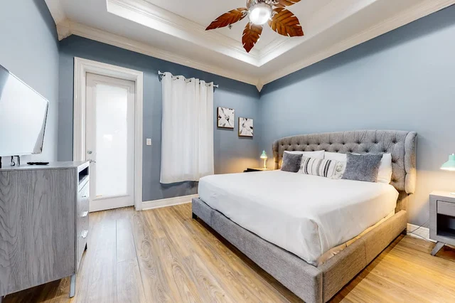 Bedroom image 1