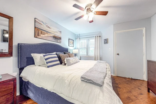 Bedroom image 1