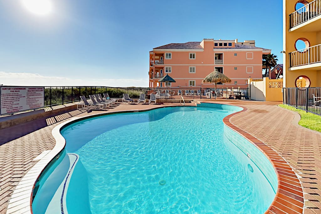 Condo in South Padre Island property photo 3