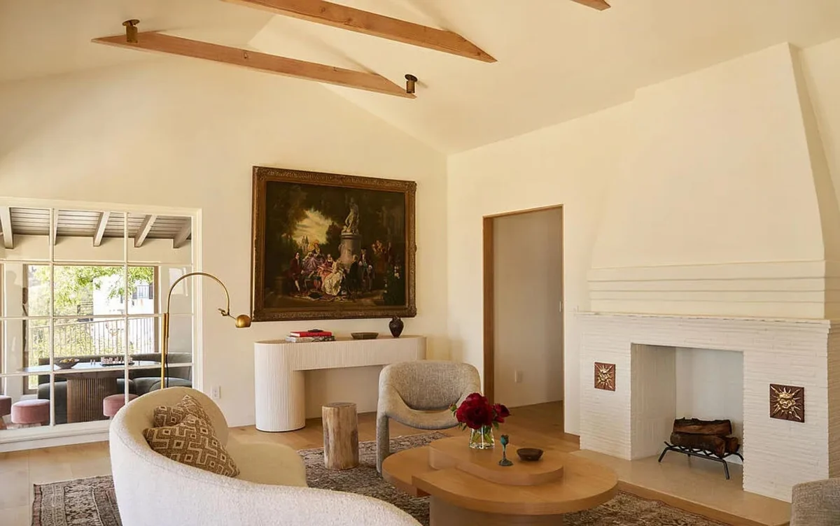 Property in Los Angeles property photo 5