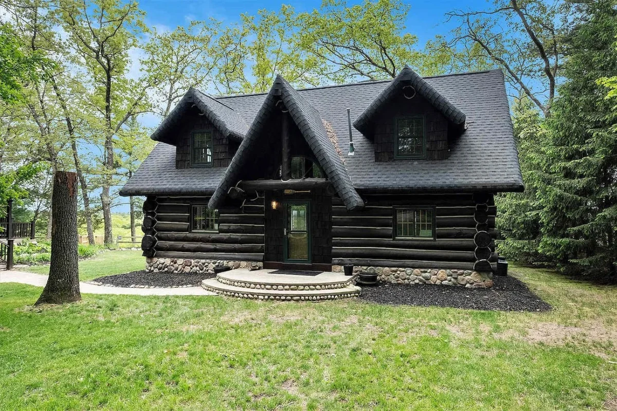 Home in Newaygo property photo 3