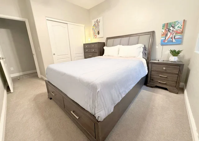 Bedroom image 1