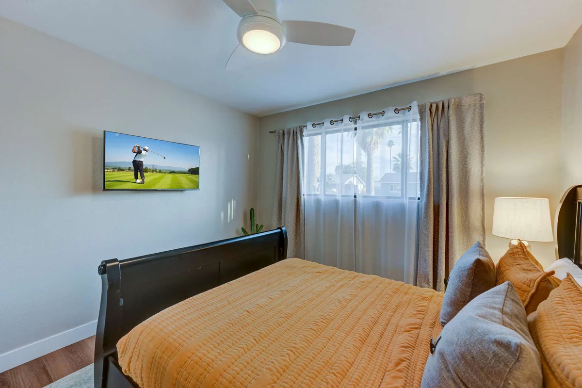 Bedroom image 1