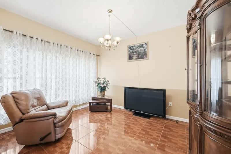Home in Kissimmee property photo 4