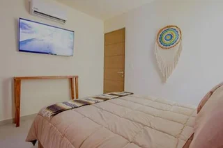 Bedroom 2 image 1